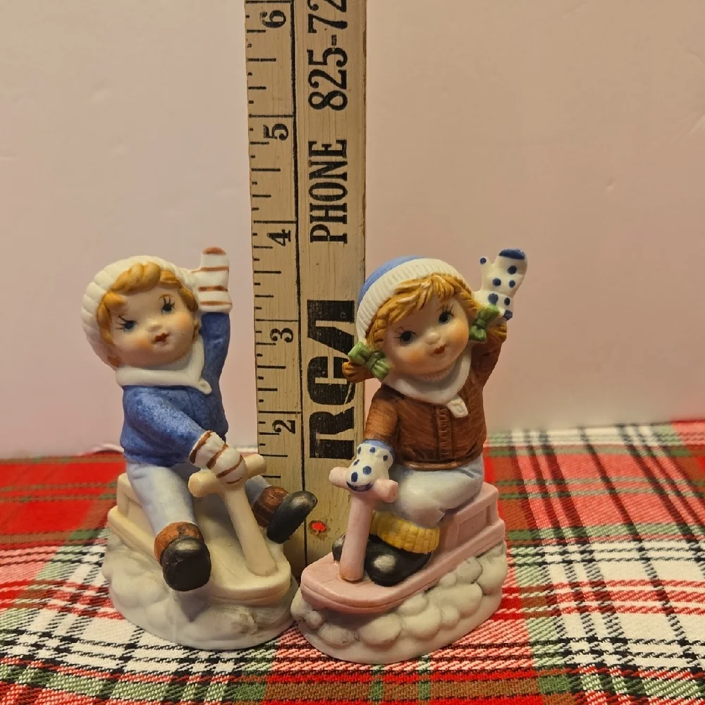 Charming Winter Figurines - Picture 6 of 8